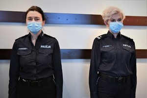 Umundurowane policjantki, które wzięły udział w uroczystości.