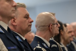 na zdjęciu uroczystość związana z przejściem na emeryturę nadinspektora Romana Rabsztyna oraz inspektora Marka Nowakowskiego