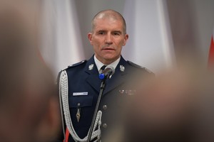 na zdjęciu uroczystość związana z przejściem na emeryturę nadinspektora Romana Rabsztyna oraz inspektora Marka Nowakowskiego