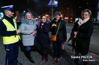 Piesi otrzymali odblaski