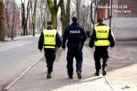 Policjanci patrolujący Rudę