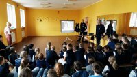 Dzielnicowi na spotkaniu z uczniami SP nr 20