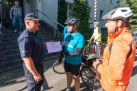 Rowerowa sztafeta policjantów - wizyta w Rudzie Śląskiej