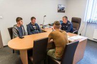 Nowi policjanci na spotkaniu z Komendantem Miejskim Policji w Rudzie Śląskiej