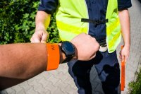 Policjanci z drogówki w trakcie działań NURD