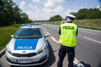 policjant kontrolujący prędkość