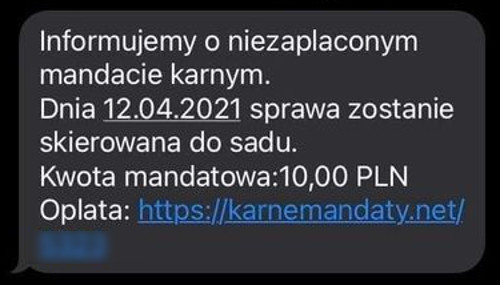 zrzut ekranu telefonu z smsem o konieczności zapłaty