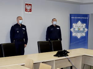 Nowy komendant i jego zastępca na sali odpraw