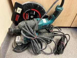 część odzyskany skradzionych elektronarzędzi - szlifierki, wiertarki, nagrzewnice, poziomica laserowa