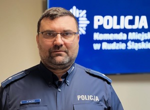 Zdjęcie dzielnicowego - Rejon 24 - Bielszowice - młodszy aspirant Przemysław Ratka