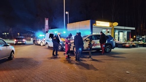 Policjanci w trakcie akcji Świeć Przykładem