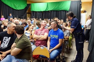 Policjantka w czasie wykładu