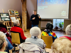 Uczestnicy podczas spotkania