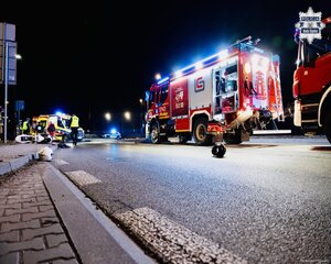 Służby na miejscu zdarzenia drogowego