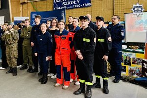 Uczniowie podczas prezentacji kierunków szkół ponadpodstawowych