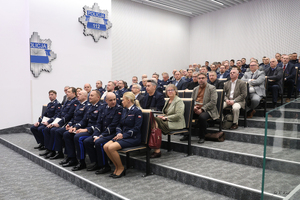 Zdjęcie przedstawia uczestników i przebieg konferencji