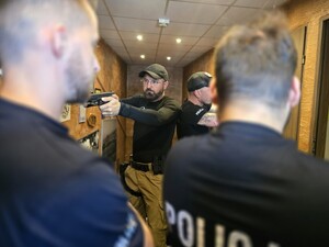 Policjanci w trakcie szkolenia